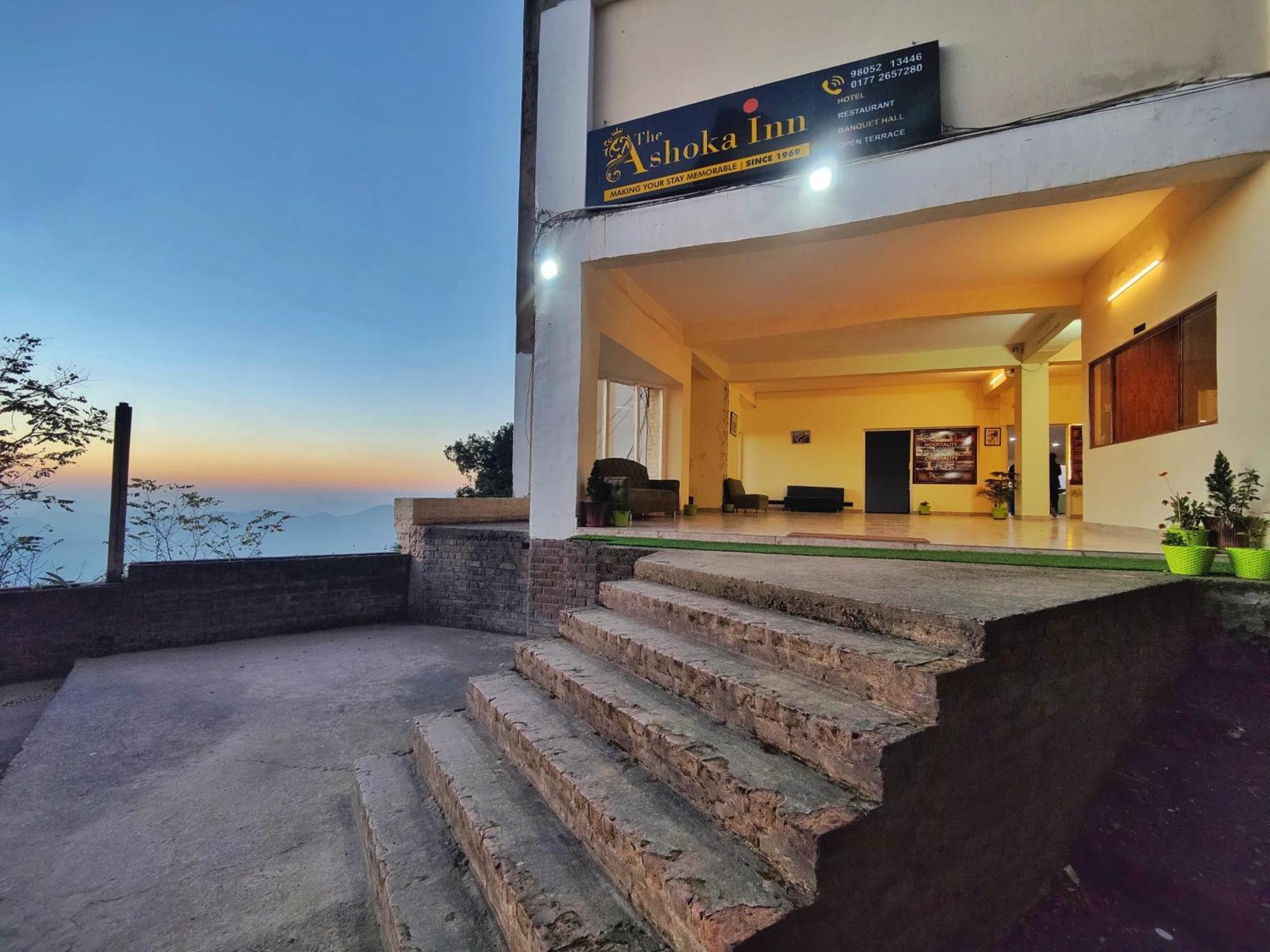 The Ashoka Inn 300Mts Walkable From Mall Road Shimla Buitenkant foto