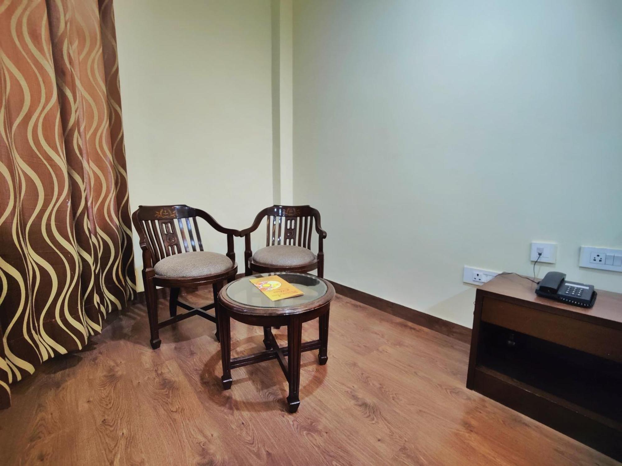 The Ashoka Inn 300Mts Walkable From Mall Road Shimla Buitenkant foto