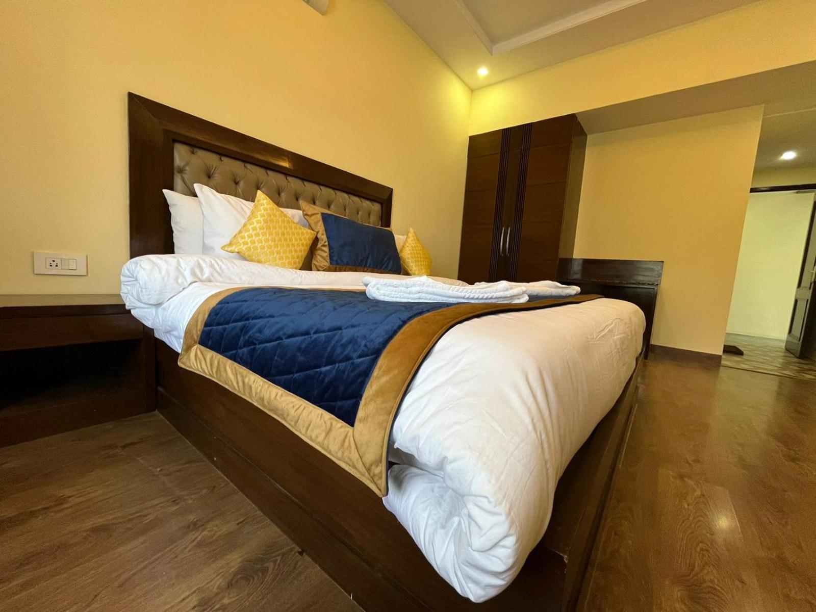 The Ashoka Inn 300Mts Walkable From Mall Road Shimla Buitenkant foto