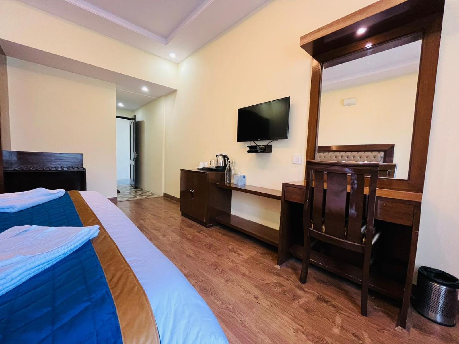 The Ashoka Inn 300Mts Walkable From Mall Road Shimla Buitenkant foto