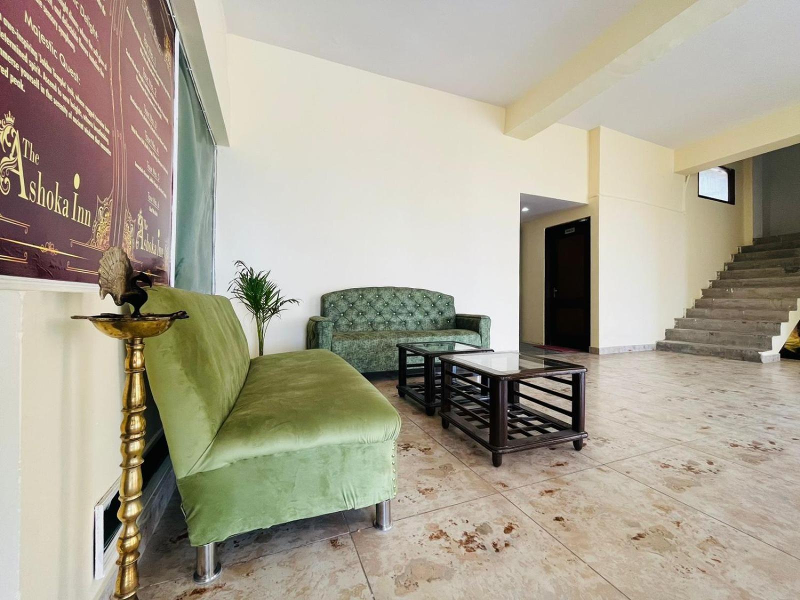 The Ashoka Inn 300Mts Walkable From Mall Road Shimla Buitenkant foto