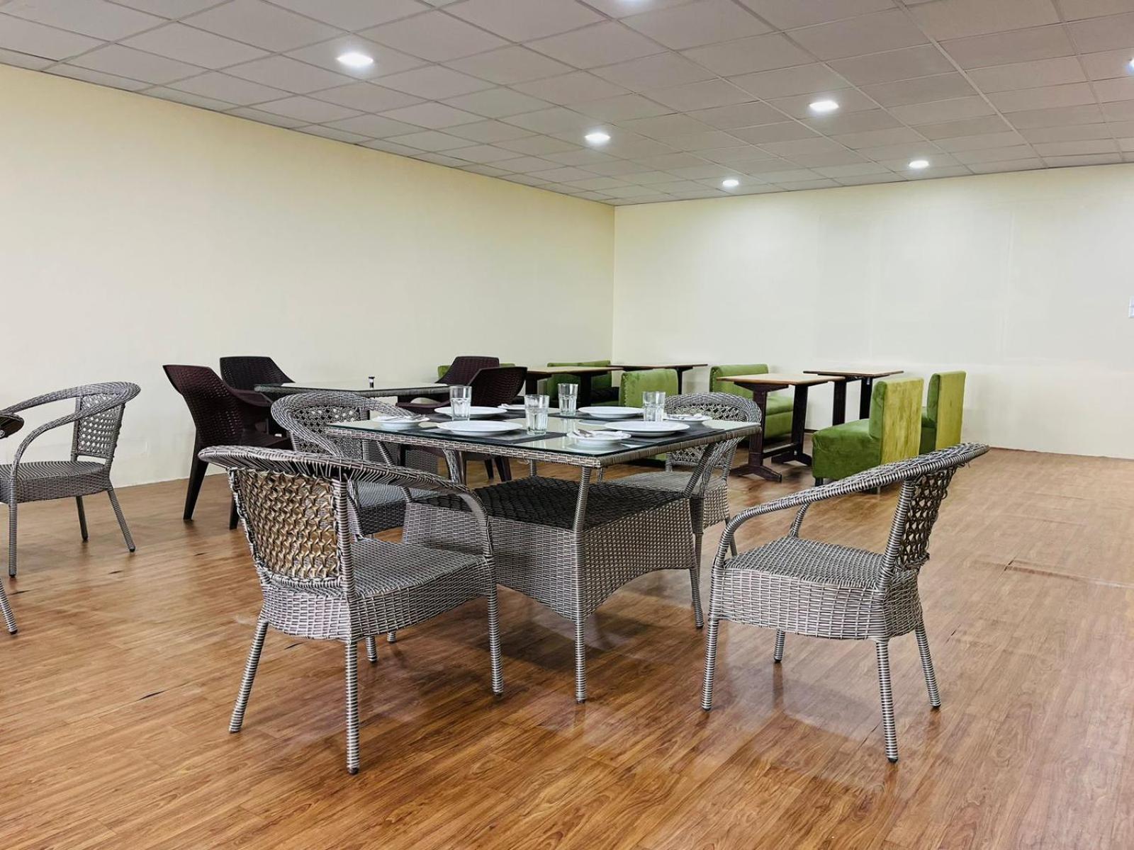 The Ashoka Inn 300Mts Walkable From Mall Road Shimla Buitenkant foto